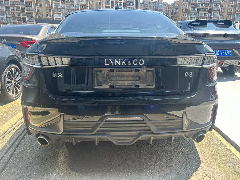 Lynk & Co 03 — миниатюра 12