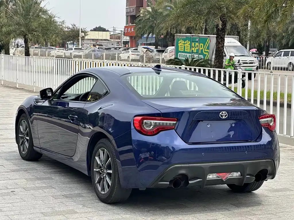 Toyota 86 — миниатюра 9