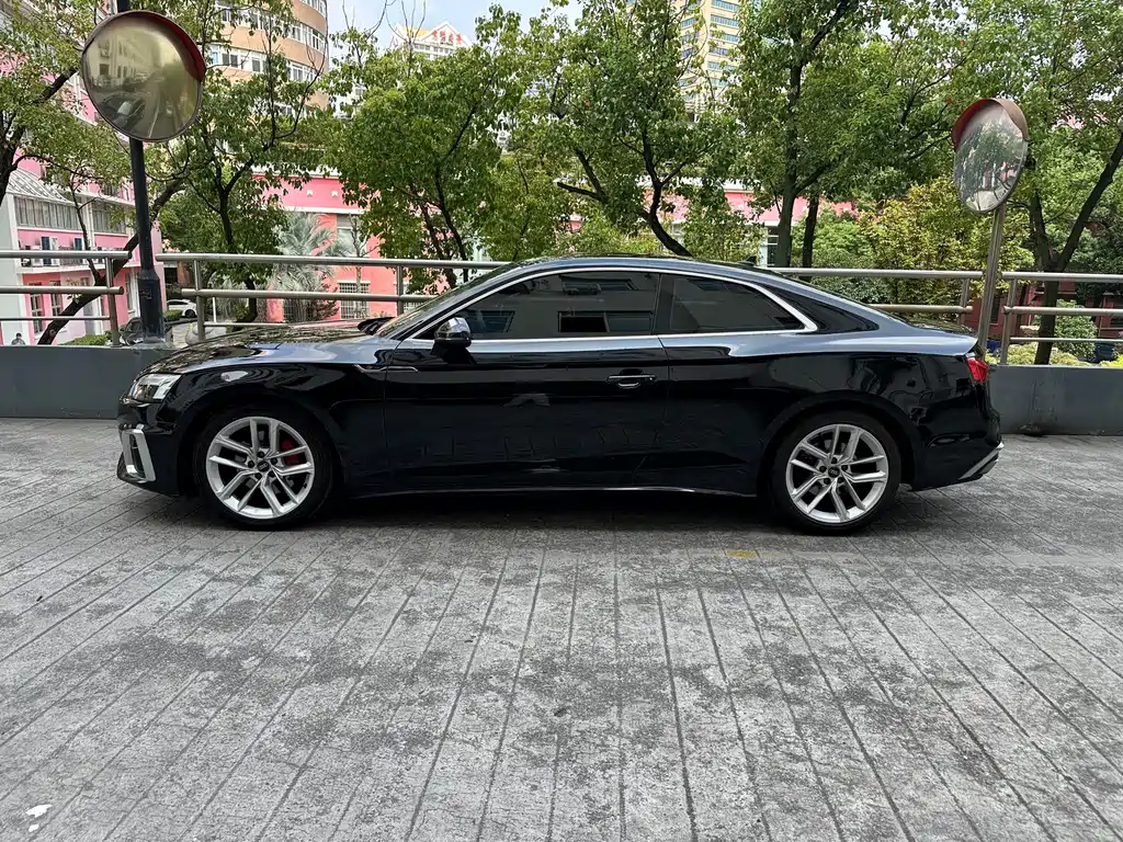 Audi A5 (Import) — миниатюра 11