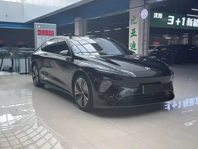 NIO ET7