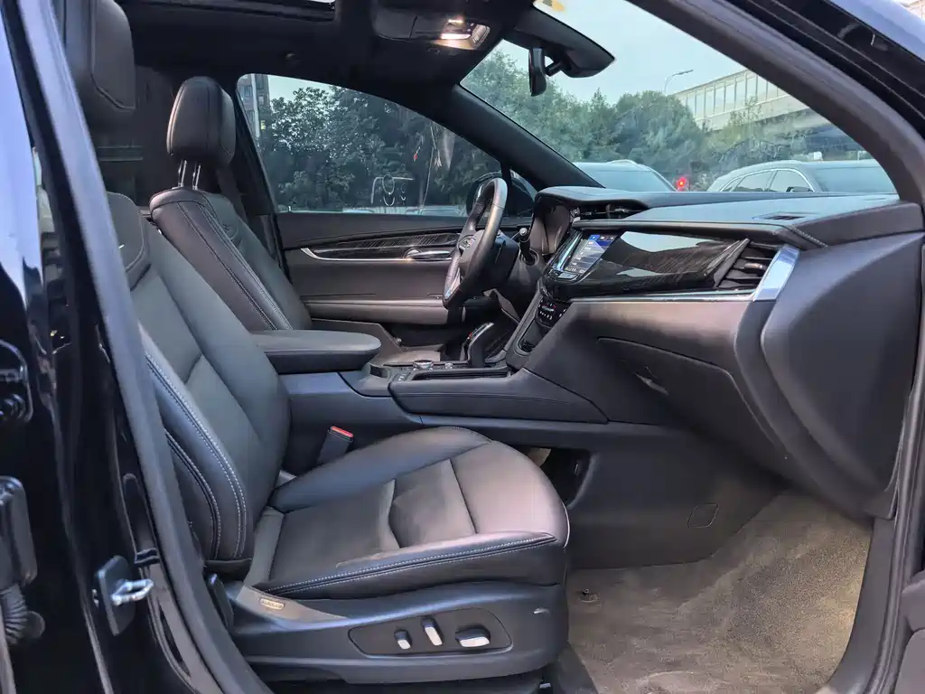 Cadillac XT6 — миниатюра 4