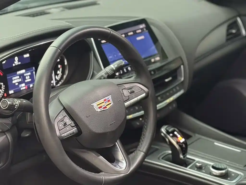Cadillac CT5 — миниатюра 14