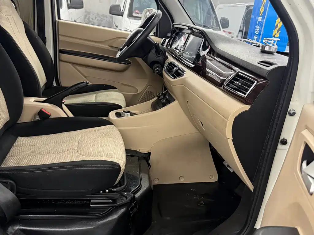 Kuayue Kuayue Star V7 EV — миниатюра 11