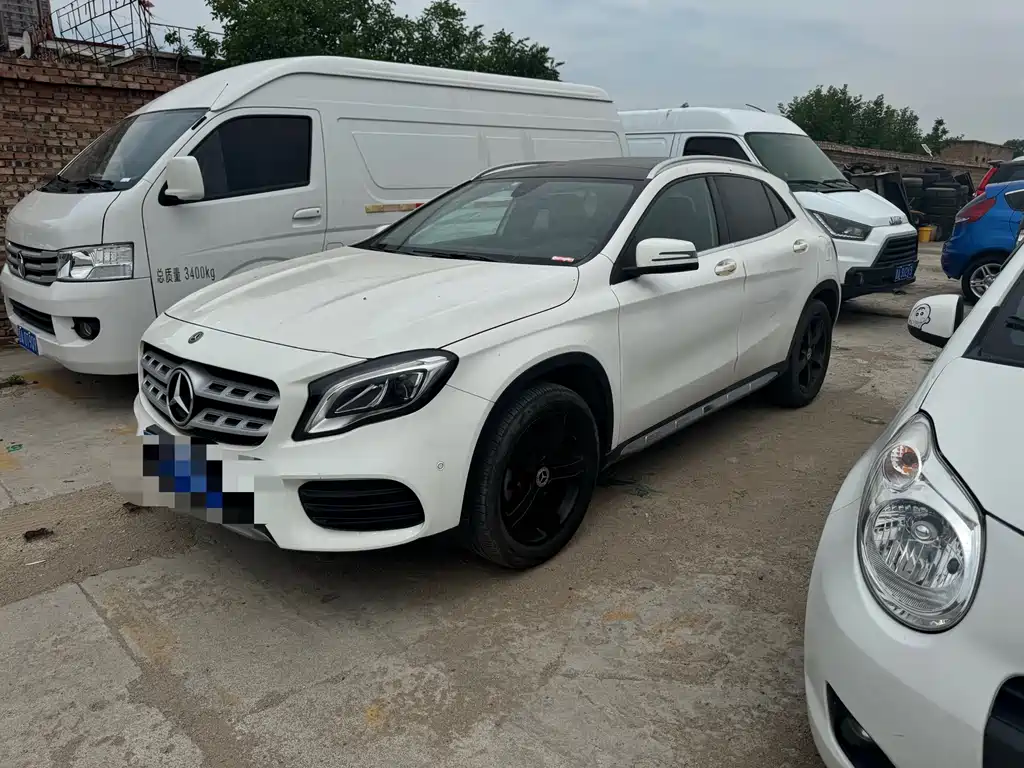 Mercedes-Benz GLA 2019