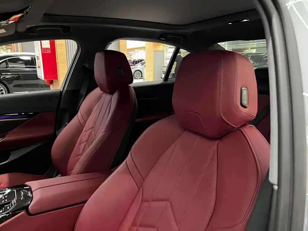 BMW 5 Series (Import) — миниатюра 15