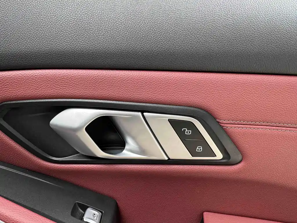 BMW 3 Series — миниатюра 37