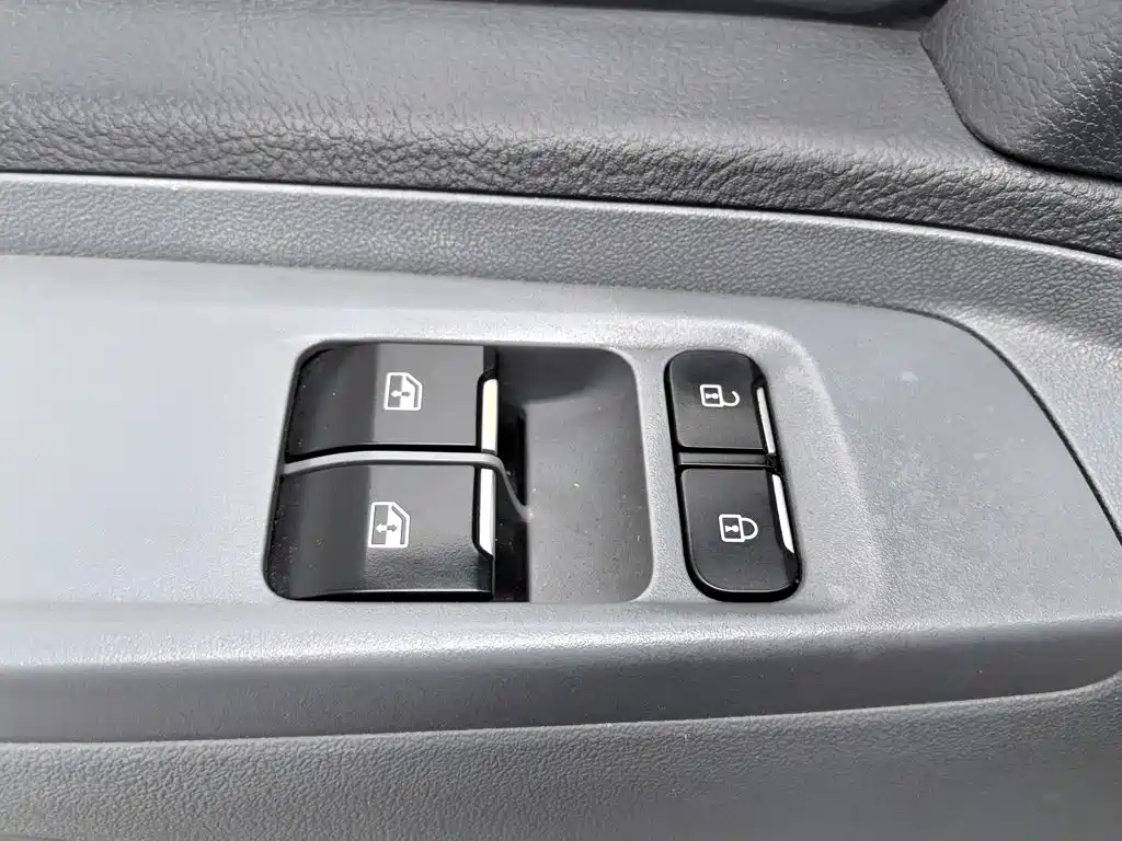 MAXUS V80 — миниатюра 9
