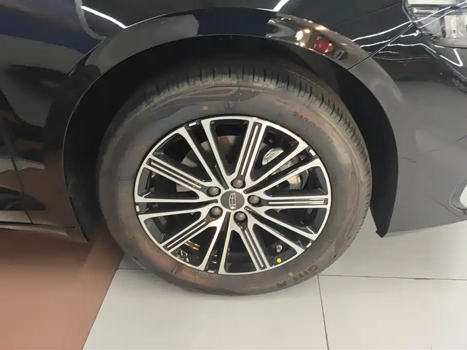Geely Preface 2026 1.5TD
