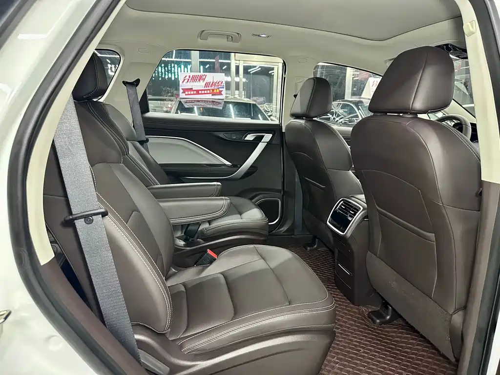 Geely Jia Ji — миниатюра 12