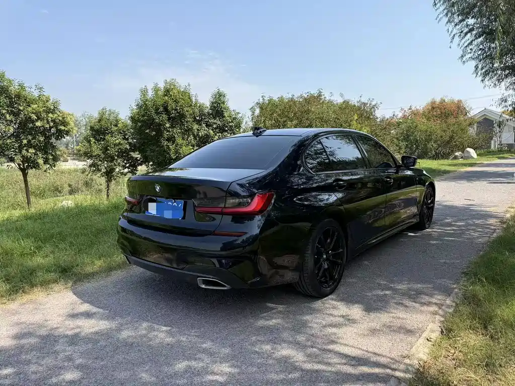 BMW 3 Series — миниатюра 7