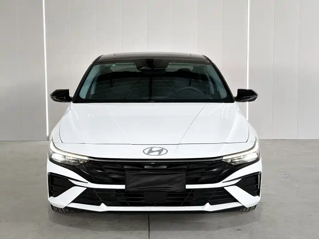 Hyundai Elantra — миниатюра 2