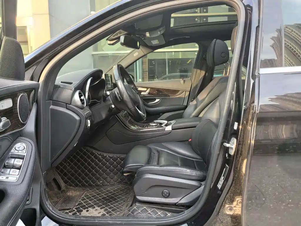 Mercedes-Benz GLC — миниатюра 6