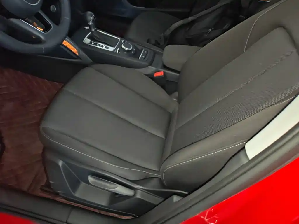 Audi Q2L — миниатюра 15