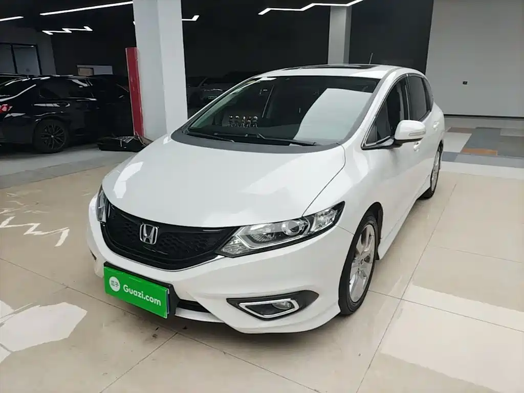 Honda Jade 2016