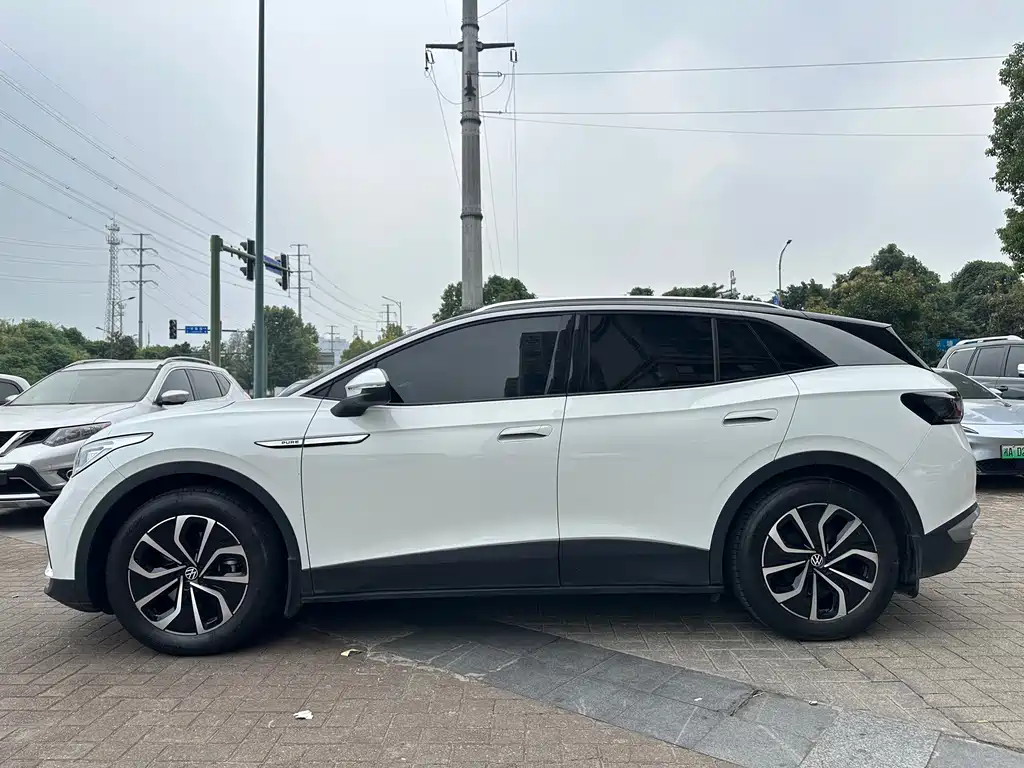 Volkswagen ID.4 X — миниатюра 4