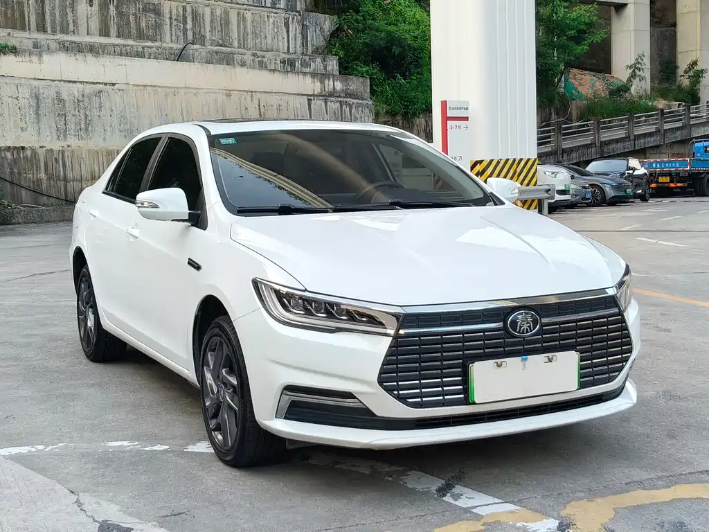 BYD Qin NEV — миниатюра 7