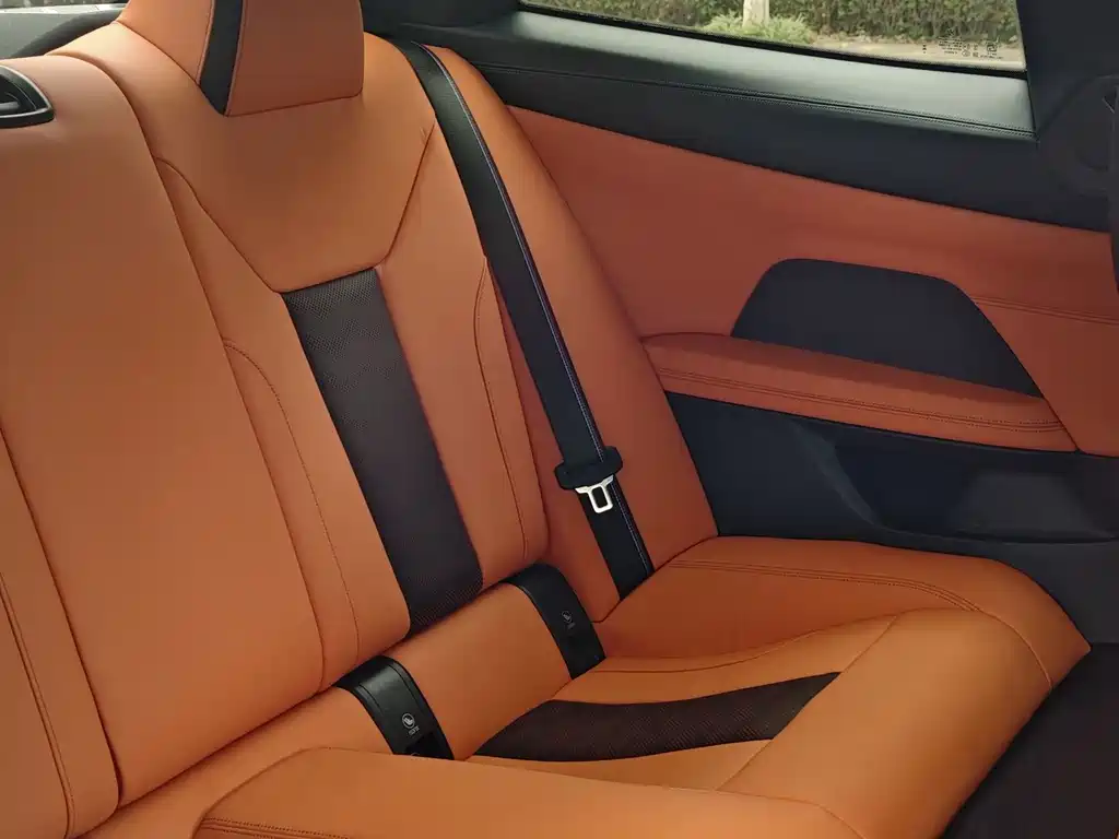 BMW M4 — миниатюра 17