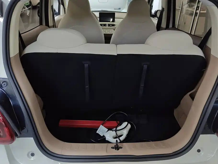 Wuling MINIEV — миниатюра 4