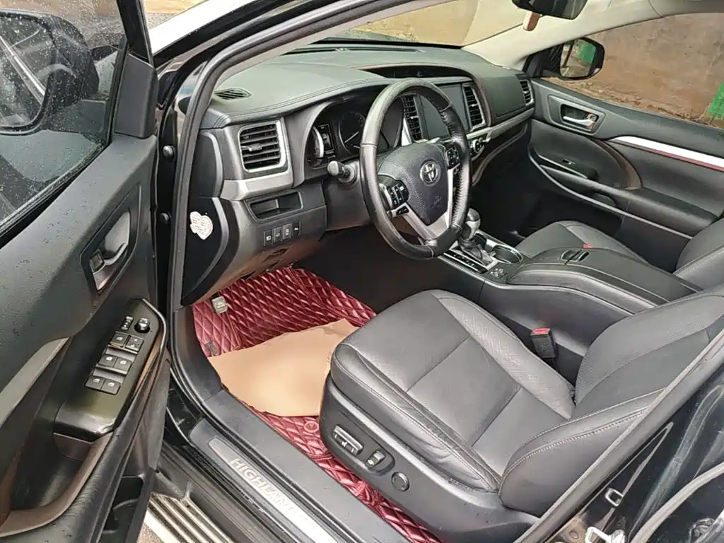 Toyota Highlander — миниатюра 16