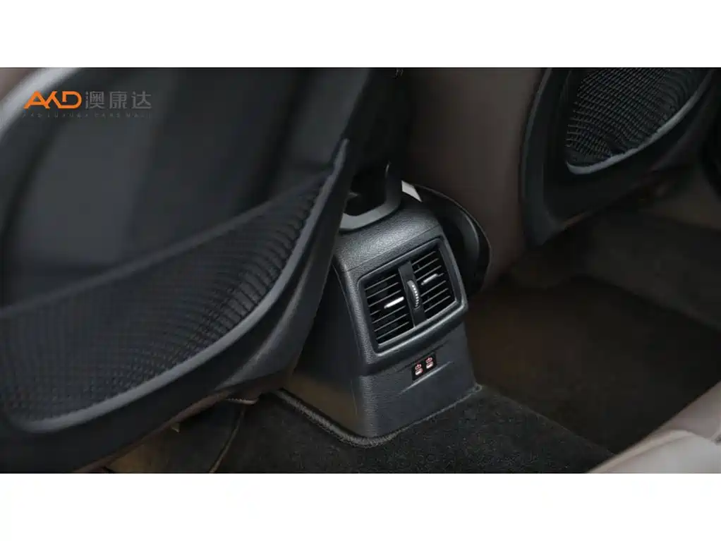 BMW X1 — миниатюра 9