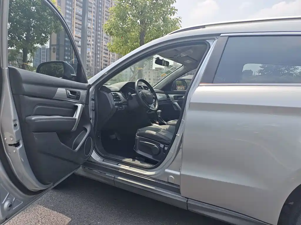 Haval H2s — миниатюра 4