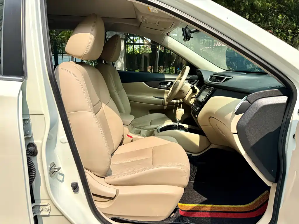 Nissan X-Trail — миниатюра 18
