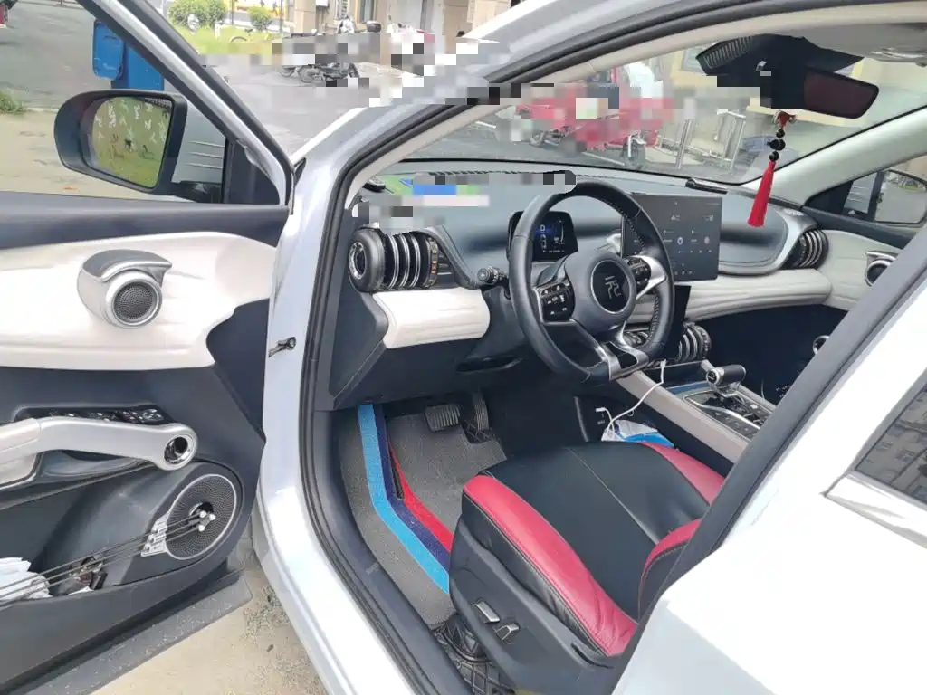 BYD Yuan Plus — миниатюра 12