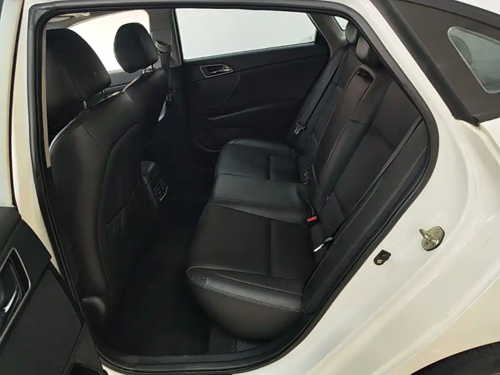 Hyundai Mistra — миниатюра 17