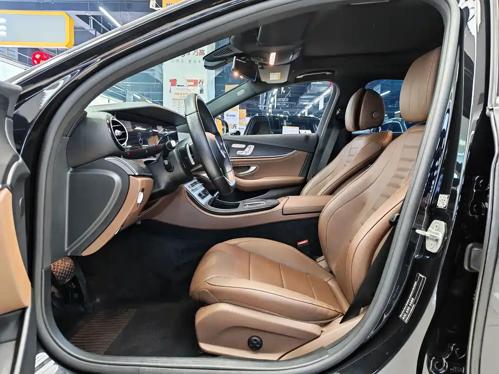 Mercedes-Benz E-Class — миниатюра 4