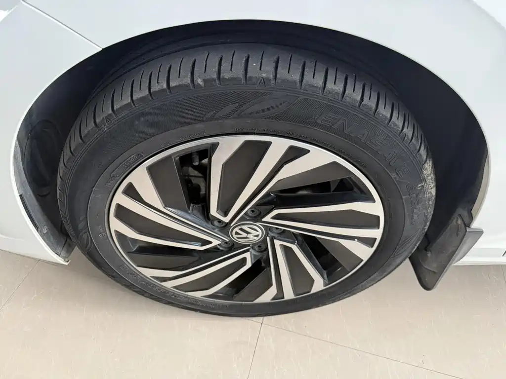 Volkswagen Sagitar — миниатюра 5