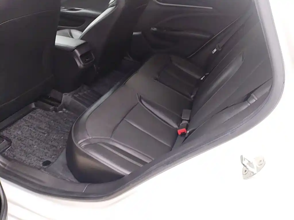 Buick Excelle — миниатюра 17
