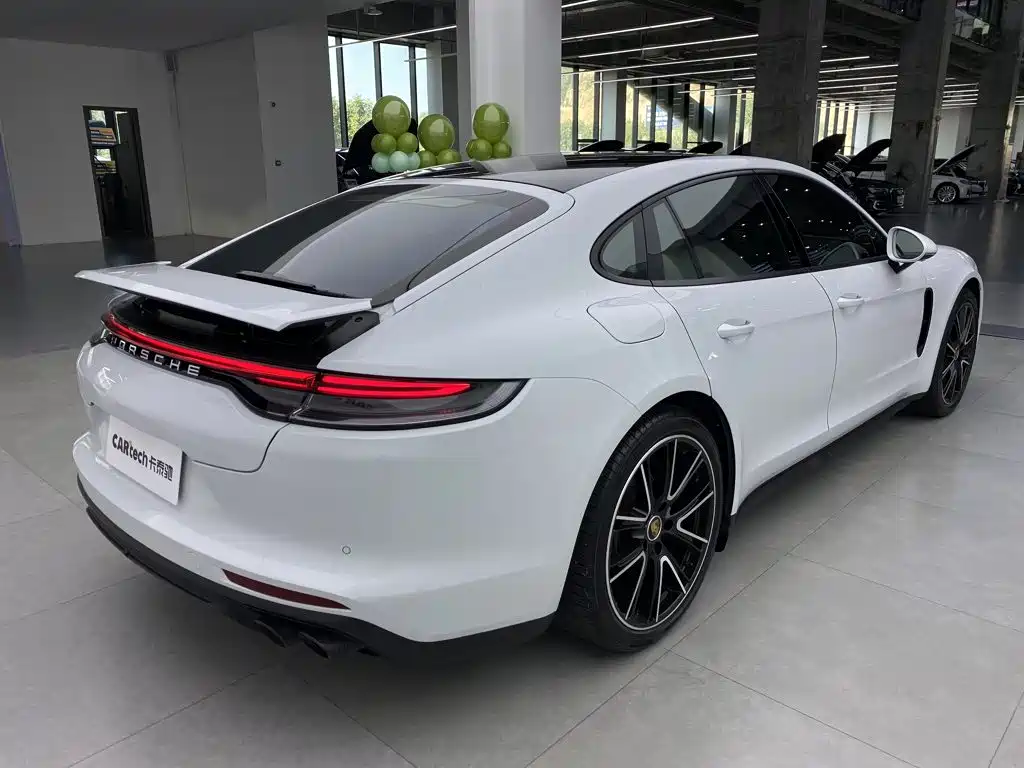Porsche Panamera — миниатюра 13