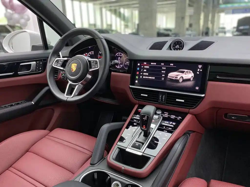 Porsche Cayenne — миниатюра 37