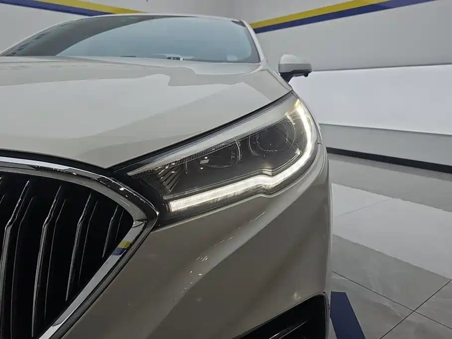Hongqi Hongqi H5 — миниатюра 5