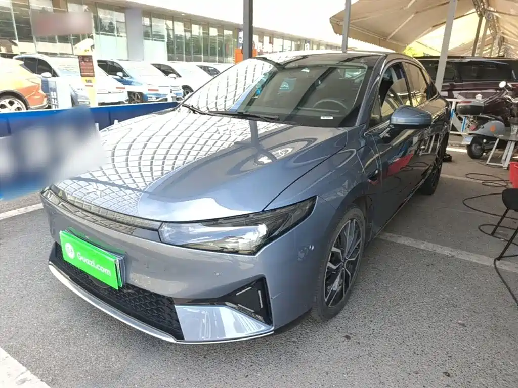 XPeng P5 2022