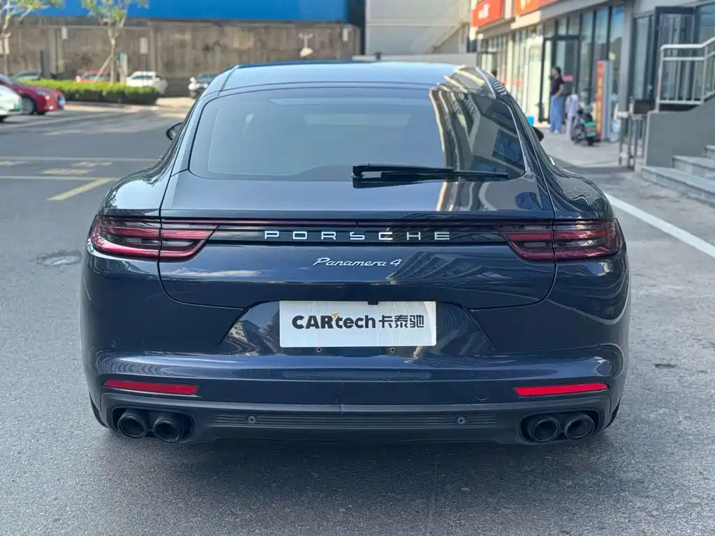 Porsche Panamera — миниатюра 2