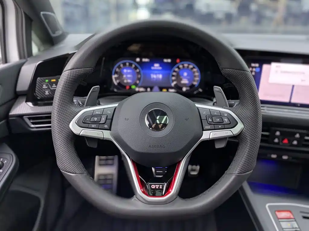 Volkswagen Golf GTI — миниатюра 15