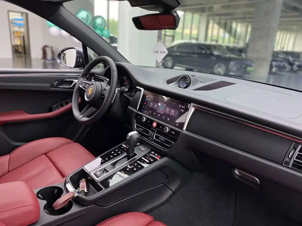 Porsche Macan — миниатюра 21
