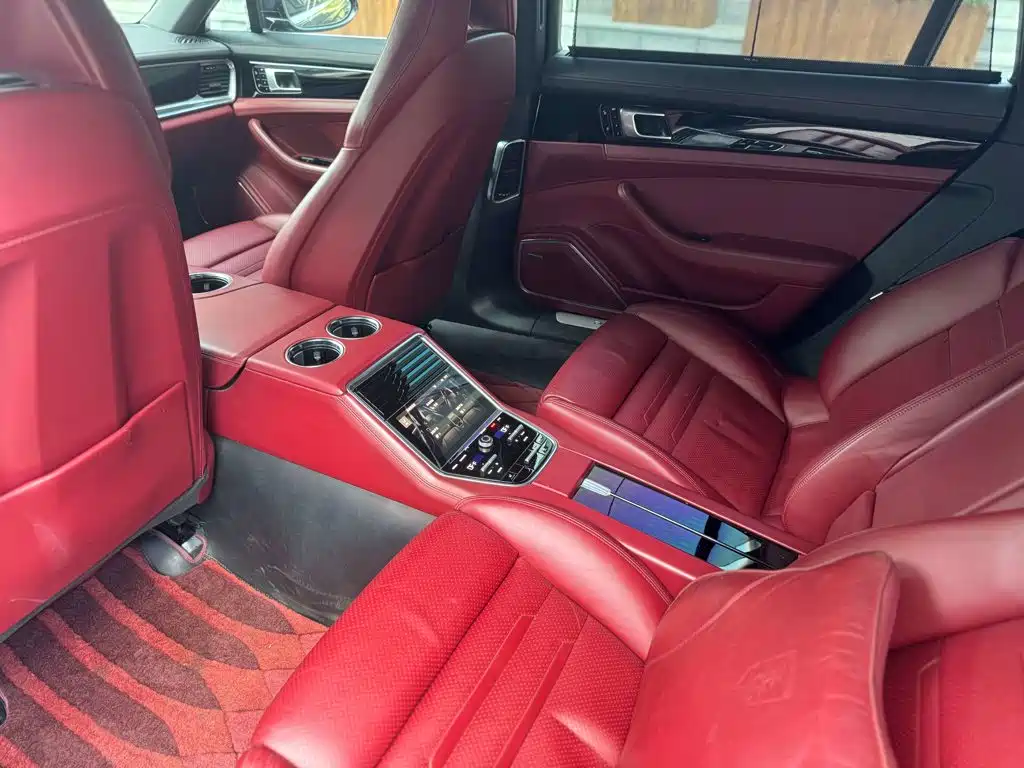 Porsche Panamera — миниатюра 16