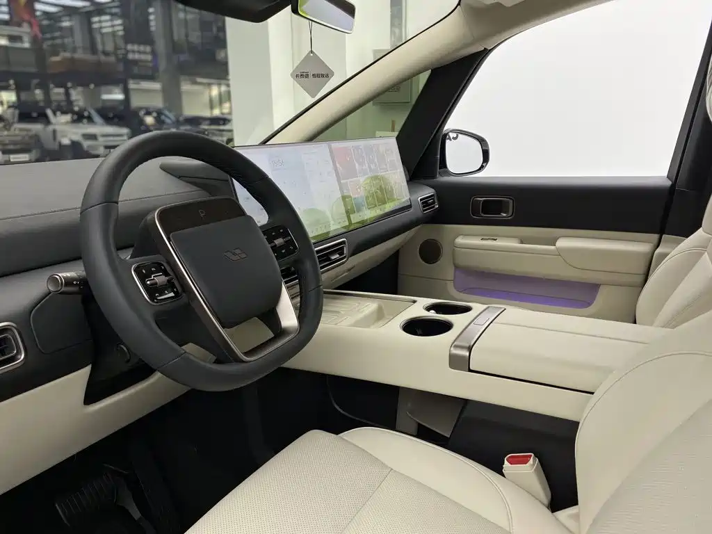 Li Auto Li MEGA — миниатюра 15