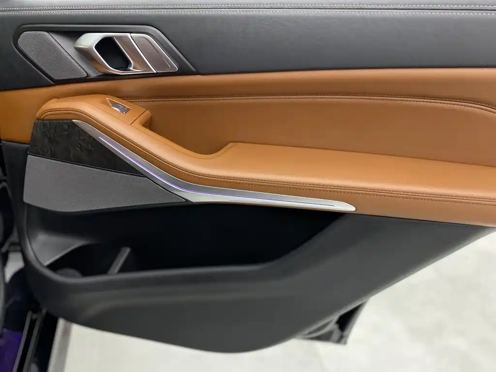 BMW X7 — миниатюра 36