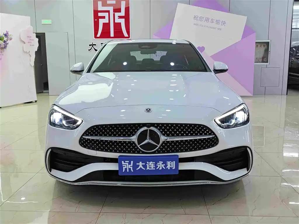 Mercedes-Benz C-Class — миниатюра 2