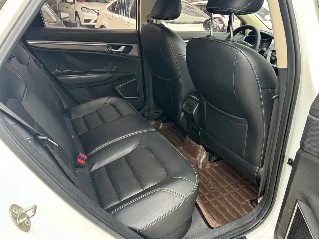 GEELY AUTOMOBILE EMGRAND GS