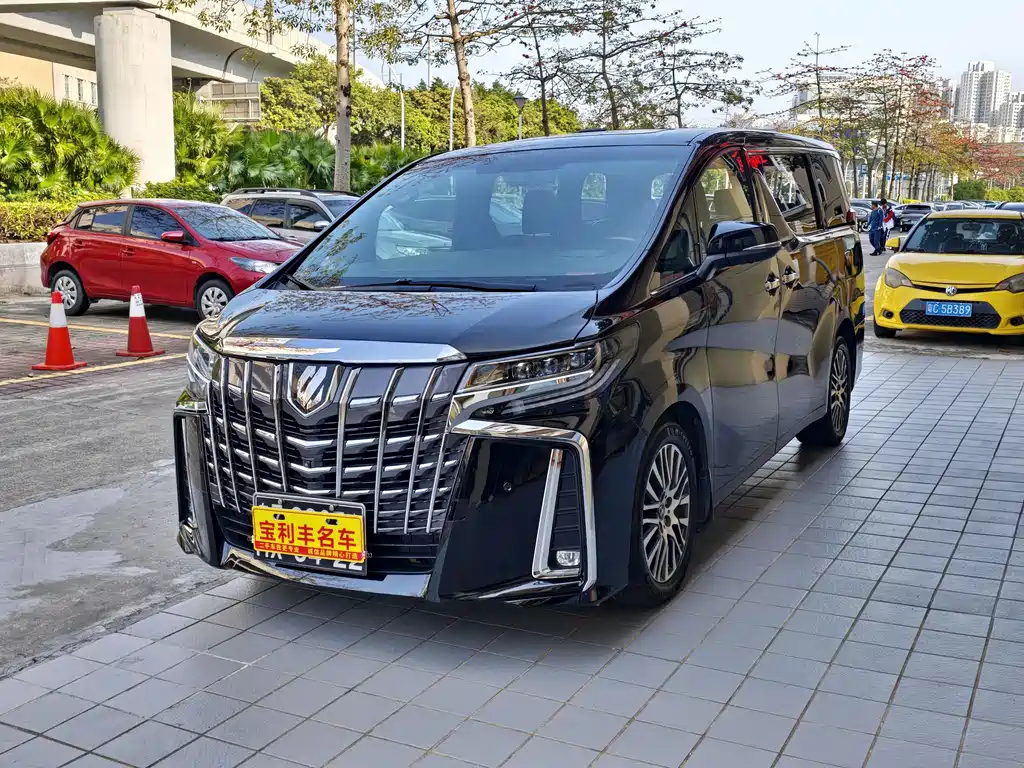 Toyota Alphard 2018