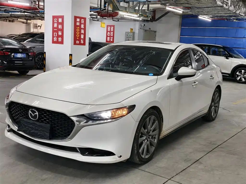 Mazda 3 Axela 2023