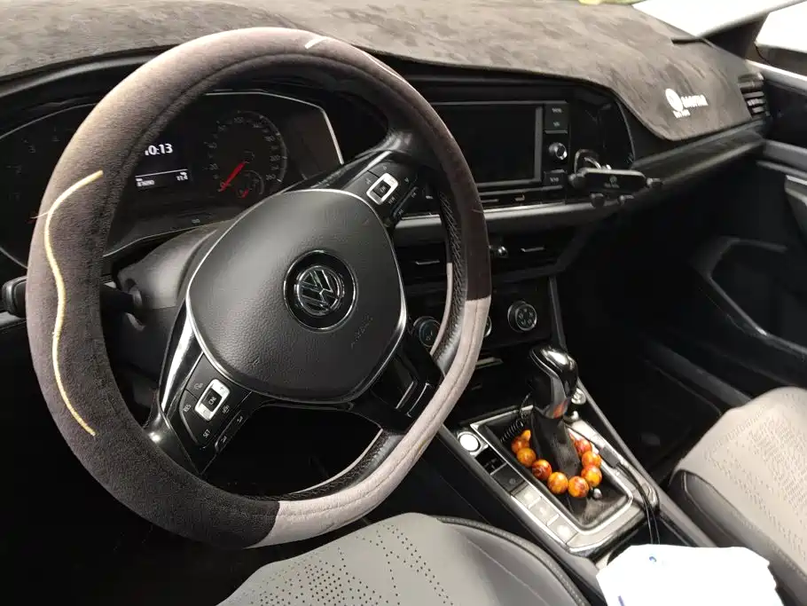Volkswagen Sagitar — миниатюра 12