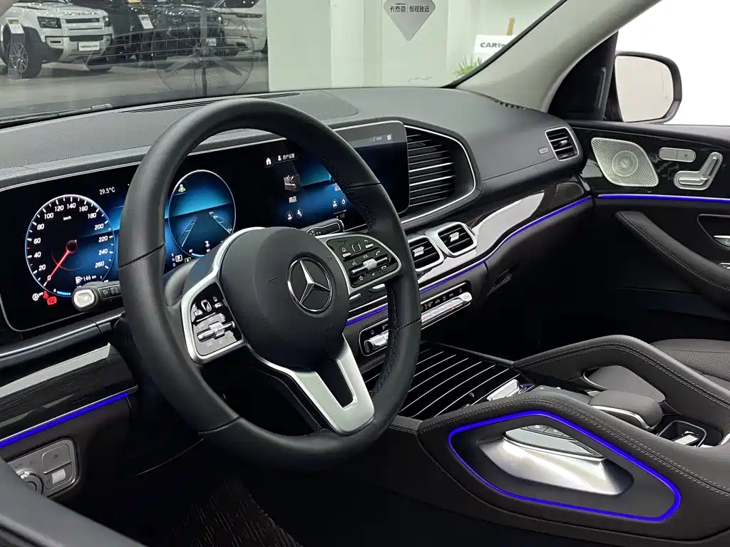 Mercedes-Benz GLE (Import) — миниатюра 35