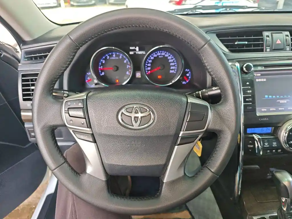 Toyota Reiz — миниатюра 11
