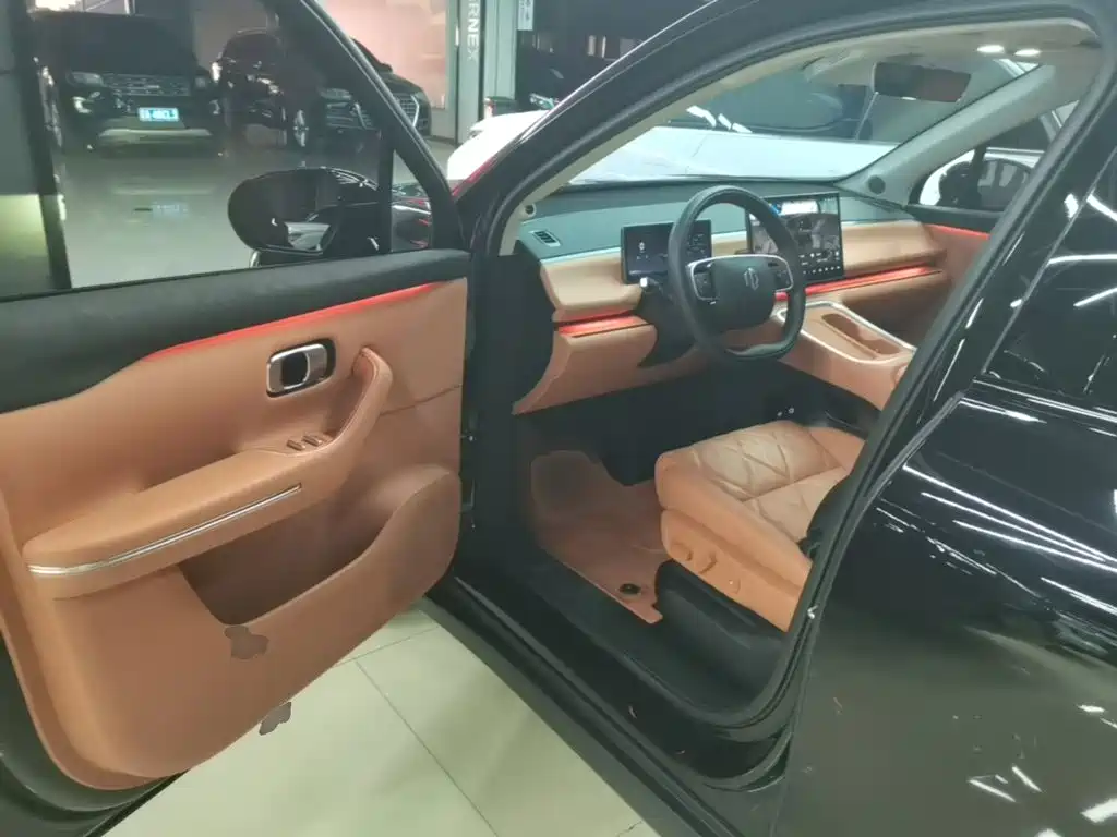 Leapmotor Leapmotor C16 — миниатюра 16