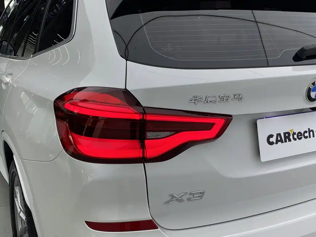 BMW X3 — миниатюра 7